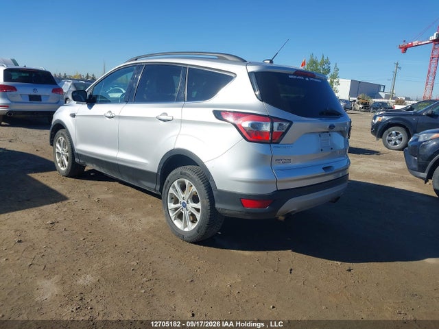 1FMCU9GDXHUE10433 Ford ESCAPE SE
