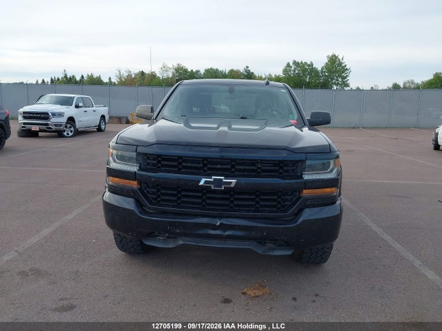 Chevrolet Silverado 1500 Custom 2018 1GCVKPEC1JZ181635 Image 12