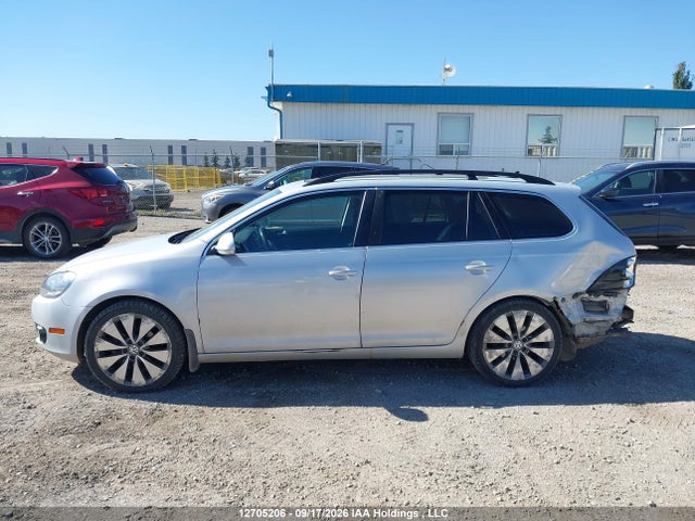 Продаж на аукціоні авто 2013 Volkswagen Golf 2.5l Comfortline/2.5l Sportline Special Edition/2.5l Trendline, vin: 3VWPX7AJXDM691581, номер лоту: 12705206