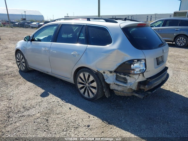 Продаж на аукціоні авто 2013 Volkswagen Golf 2.5l Comfortline/2.5l Sportline Special Edition/2.5l Trendline, vin: 3VWPX7AJXDM691581, номер лоту: 12705206