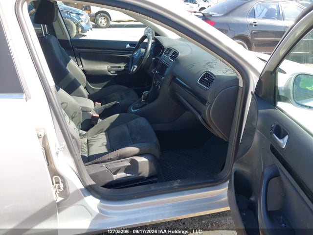 Продаж на аукціоні авто 2013 Volkswagen Golf 2.5l Comfortline/2.5l Sportline Special Edition/2.5l Trendline, vin: 3VWPX7AJXDM691581, номер лоту: 12705206