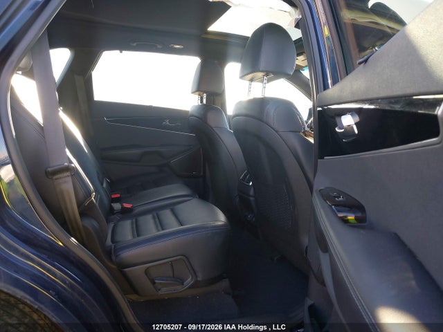 5XYPKDA5XKG502506 KIA Sorento Sx/sxl