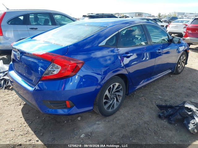 Honda CIVIC EX 2018 2HGFC2F87JH027804 Image 4