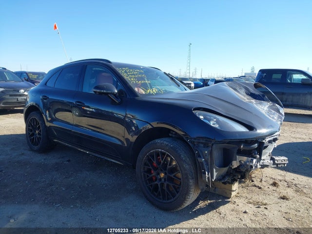 2018 WP1AG2A53JLB62905 main image