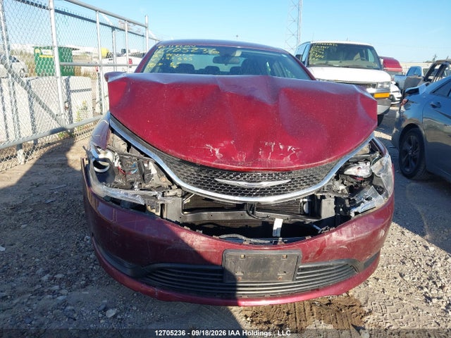 12705236 :رقم المزاد ، 1C3CCCFB6GN197885 vin ، 2016 Chrysler 200 Lx مزاد بيع