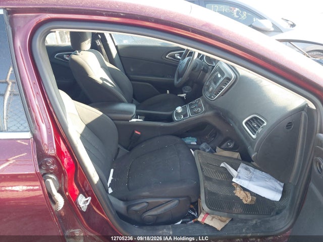 12705236 :رقم المزاد ، 1C3CCCFB6GN197885 vin ، 2016 Chrysler 200 Lx مزاد بيع