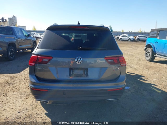 3VV0B7AX7JM079049 Volkswagen Tiguan Trendline