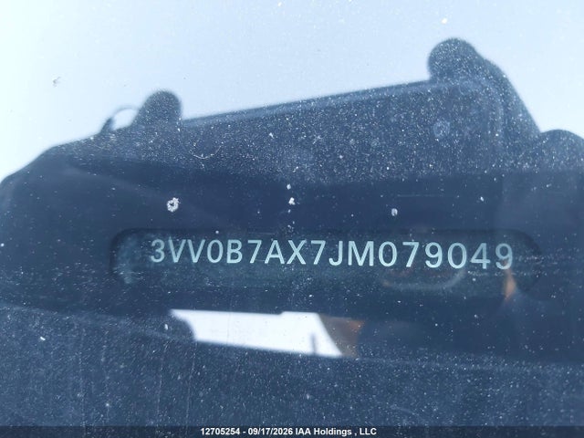 3VV0B7AX7JM079049 Volkswagen Tiguan Trendline