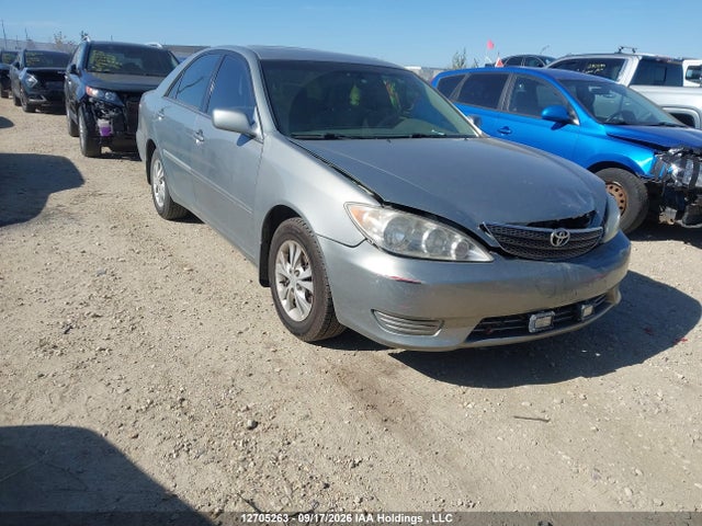 Продажа на аукционе авто 2005 Toyota Camry Le/xle/se, vin: 4T1BE32K55U515985, номер лота: 12705263