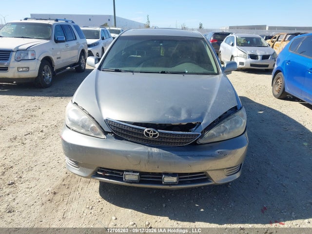Продажа на аукционе авто 2005 Toyota Camry Le/xle/se, vin: 4T1BE32K55U515985, номер лота: 12705263