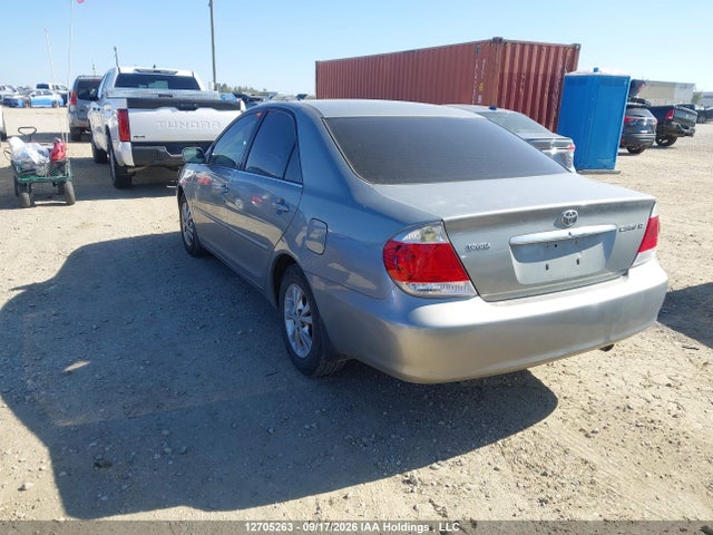 Продажа на аукционе авто 2005 Toyota Camry Le/xle/se, vin: 4T1BE32K55U515985, номер лота: 12705263