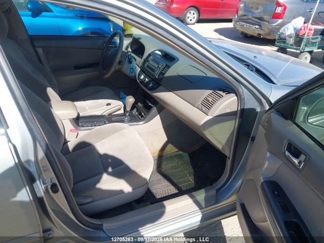 Продажа на аукционе авто 2005 Toyota Camry Le/xle/se, vin: 4T1BE32K55U515985, номер лота: 12705263