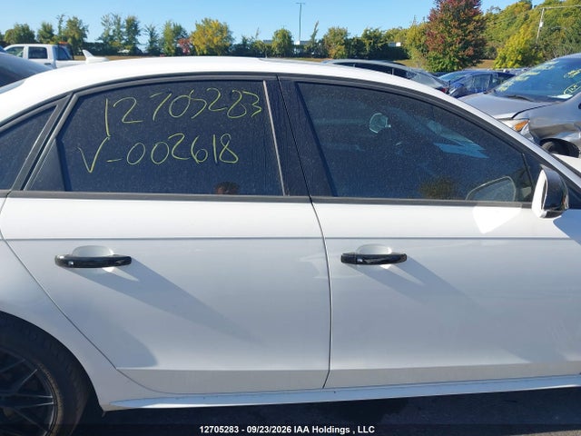 WAUBFCFL1GN002618 Audi A4 2.0t Komfort Plus