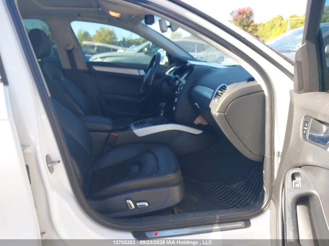 WAUBFCFL1GN002618 Audi A4 2.0t Komfort Plus