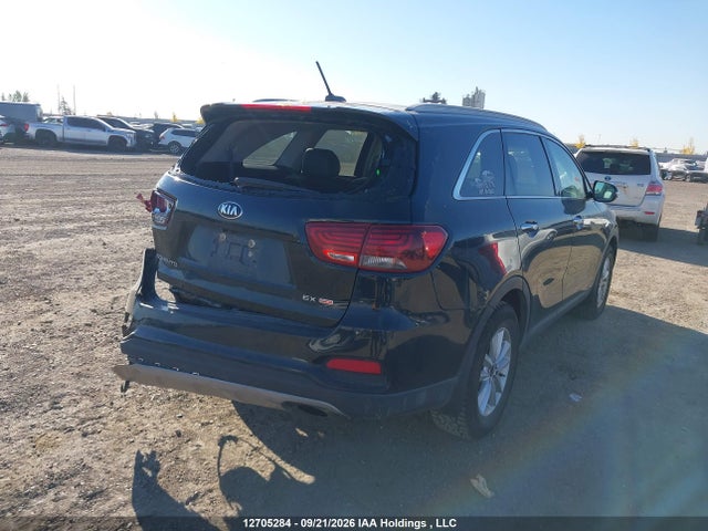 KIA SORENTO EX 2019 5XYPHDA31KG579729 Image 4