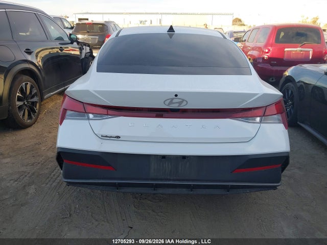 Продажа на аукционе авто 2024 Hyundai Elantra Essential, vin: KMHLM4DG9RU825407, номер лота: 12705293