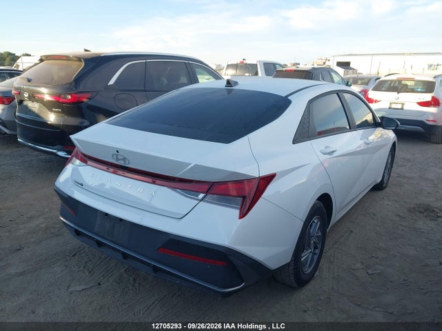 Продажа на аукционе авто 2024 Hyundai Elantra Essential, vin: KMHLM4DG9RU825407, номер лота: 12705293