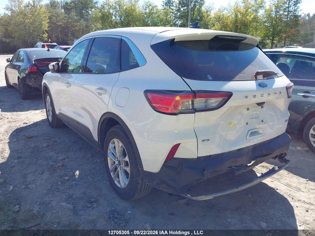 Ford ESCAPE SE 2020 1FMCU0G61LUA16552 Image 3