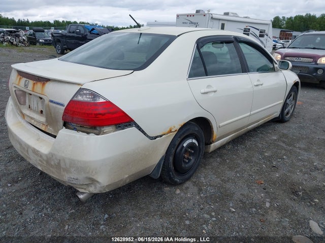Auction sale of the 2006 Honda Accord Hybrid, vin: JHMCN36466C800057, lot number: 12628952