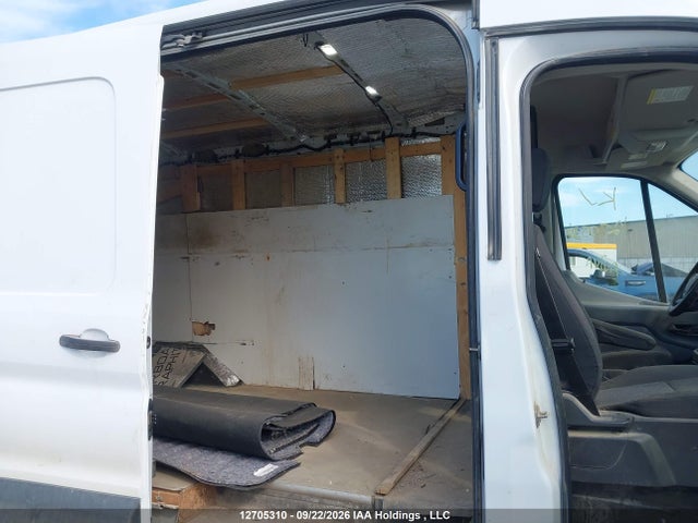 Ford Transit T-250 2018 1FTYR2CM2JKB44528 Image 8