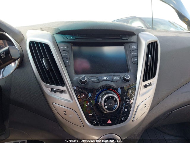 12705319 :رقم المزاد ، KMHTC6AD6DU091083 vin ، 2013 Hyundai Veloster Tech مزاد بيع