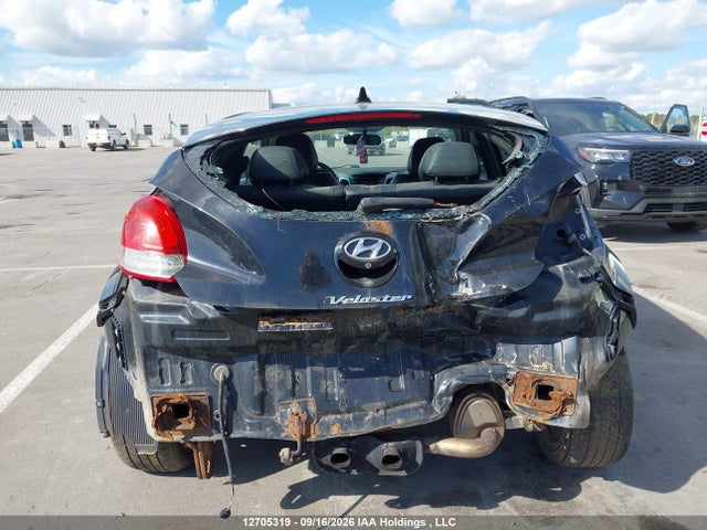 12705319 :رقم المزاد ، KMHTC6AD6DU091083 vin ، 2013 Hyundai Veloster Tech مزاد بيع