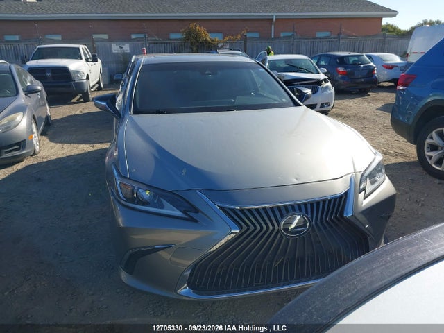 Auction sale of the 2019 Lexus Es350, vin: JTHBZ1B18K2003843, lot number: 12705330