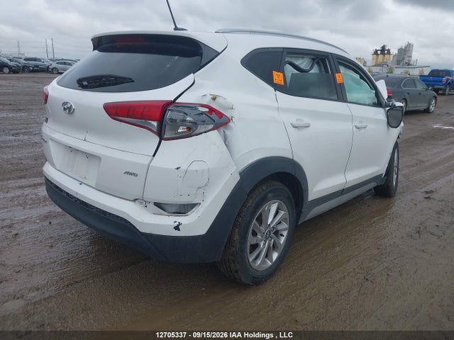 2017 Hyundai Tucson Premium მანქანა იყიდება აუქციონზე, vin: KM8J3CA41HU281899, აუქციონის ნომერი: 12705337