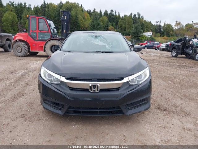 Продажа на аукционе авто 2018 Honda Civic Dx, vin: 2HGFC2E25JH022470, номер лота: 12705348