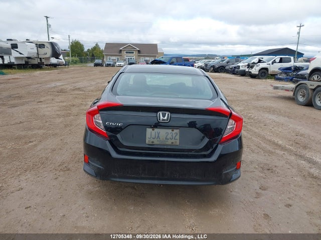 Продажа на аукционе авто 2018 Honda Civic Dx, vin: 2HGFC2E25JH022470, номер лота: 12705348