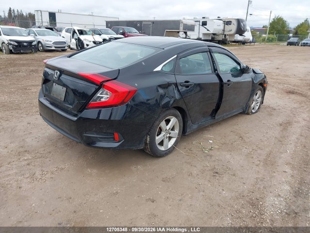 Продажа на аукционе авто 2018 Honda Civic Dx, vin: 2HGFC2E25JH022470, номер лота: 12705348