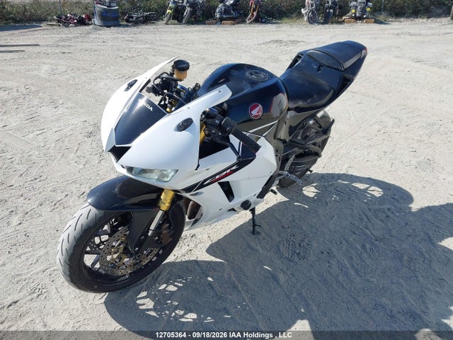 Продажа на аукционе авто 2016 Honda Cbr600 Rr-abs, vin: JH2PC40G7GK300022, номер лота: 12705364