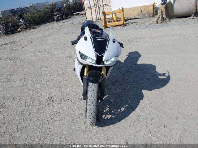 Продажа на аукционе авто 2016 Honda Cbr600 Rr-abs, vin: JH2PC40G7GK300022, номер лота: 12705364
