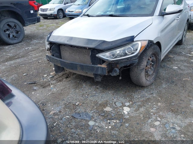 12705369 :رقم المزاد ، KMHD84LFXHU214222 vin ، 2017 Hyundai Elantra Gls مزاد بيع