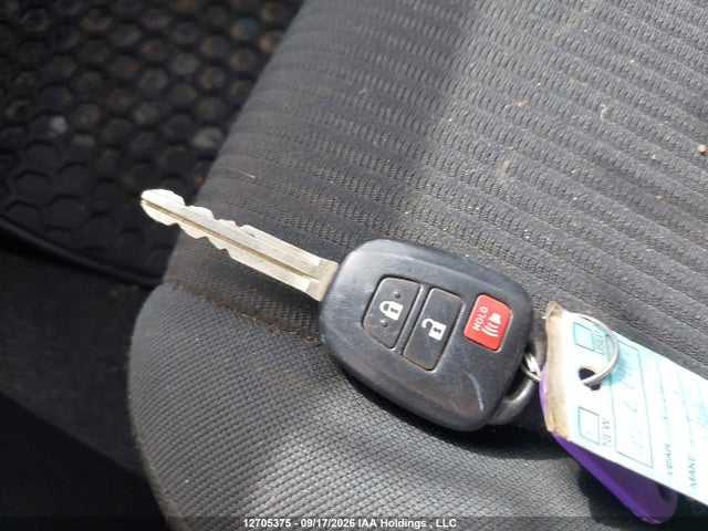 Toyota RAV4 LE 2016 2T3BFREV7GW464487 Image 11