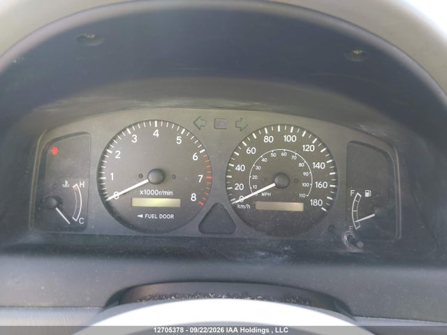 12705378 :رقم المزاد ، 2T1BR12E3YC789551 vin ، 2000 Toyota Corolla Ce/le مزاد بيع