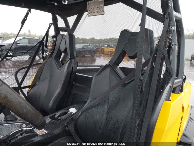 12705381 :رقم المزاد ، 3JBKKAP2XHJ001024 vin ، 2017 Can-am Commander 1000 Xt/1000 Xt-p مزاد بيع