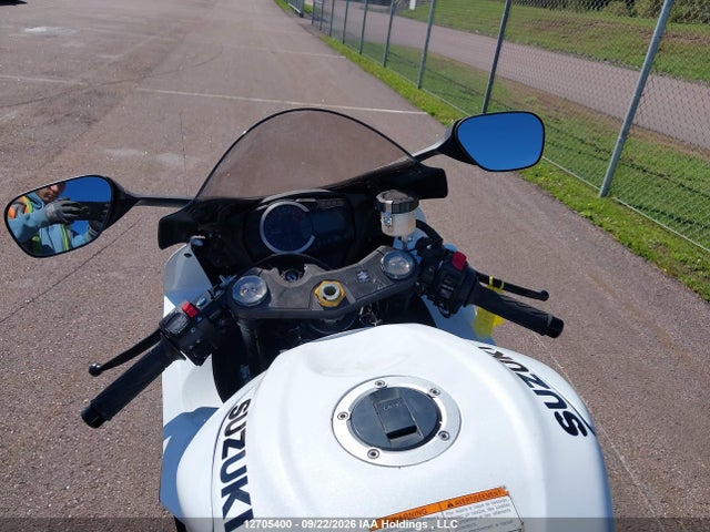 Suzuki GSX-R600 2025 JS1GN7FA2S7101781 Image 14