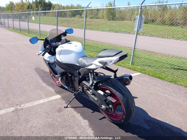 Suzuki GSX-R600 2025 JS1GN7FA2S7101781 Image 3