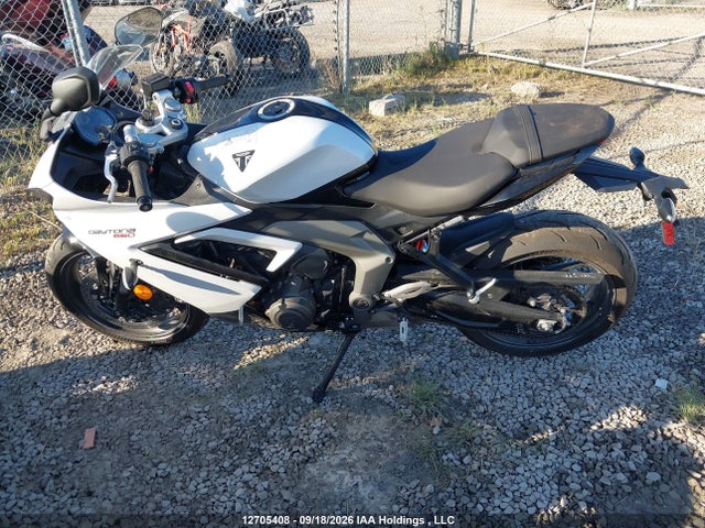 Triumph Motorcycle Daytona 660 2025 SMTL23UF2STBZ2633 Image 13