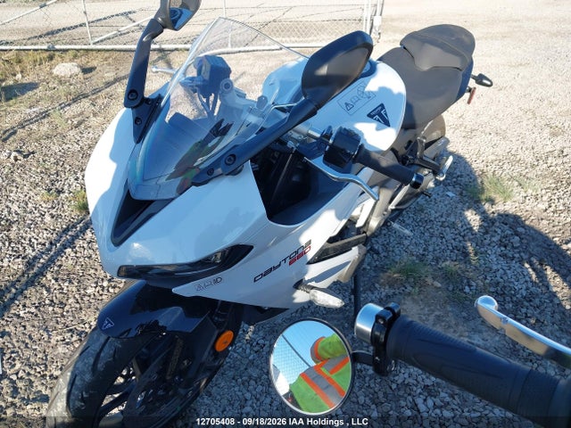 Triumph Motorcycle Daytona 660 2025 SMTL23UF2STBZ2633 Image 2