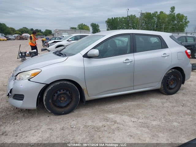 12705443 :رقم المزاد ، 2T1KE4EE3AC034964 vin ، 2010 Toyota Matrix Xr مزاد بيع