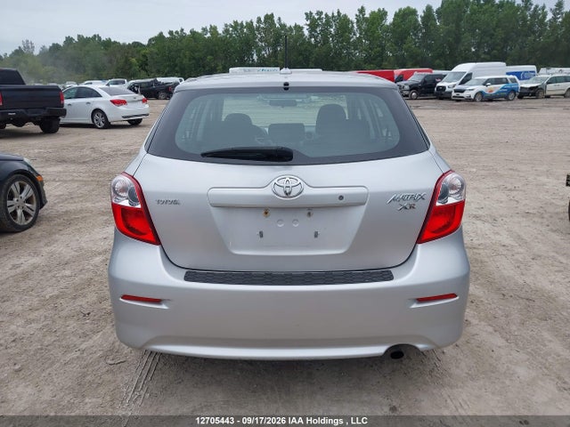 12705443 :رقم المزاد ، 2T1KE4EE3AC034964 vin ، 2010 Toyota Matrix Xr مزاد بيع