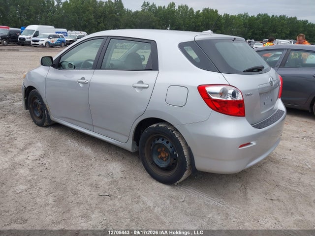 12705443 :رقم المزاد ، 2T1KE4EE3AC034964 vin ، 2010 Toyota Matrix Xr مزاد بيع