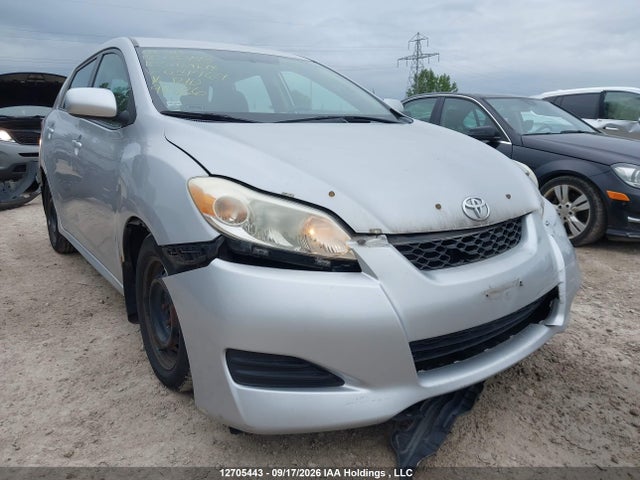 12705443 :رقم المزاد ، 2T1KE4EE3AC034964 vin ، 2010 Toyota Matrix Xr مزاد بيع