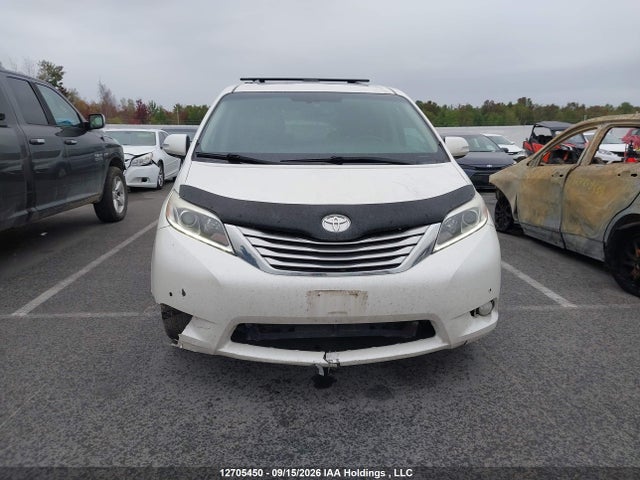 5TDDZ3DC9HS172436 Toyota Sienna
