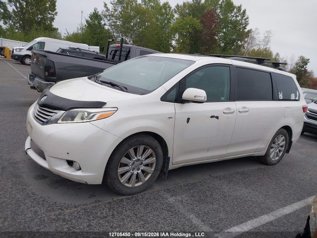 5TDDZ3DC9HS172436 Toyota Sienna
