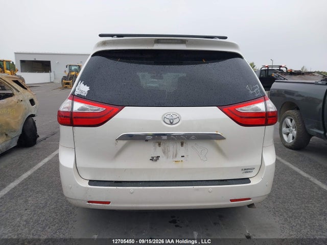 5TDDZ3DC9HS172436 Toyota Sienna