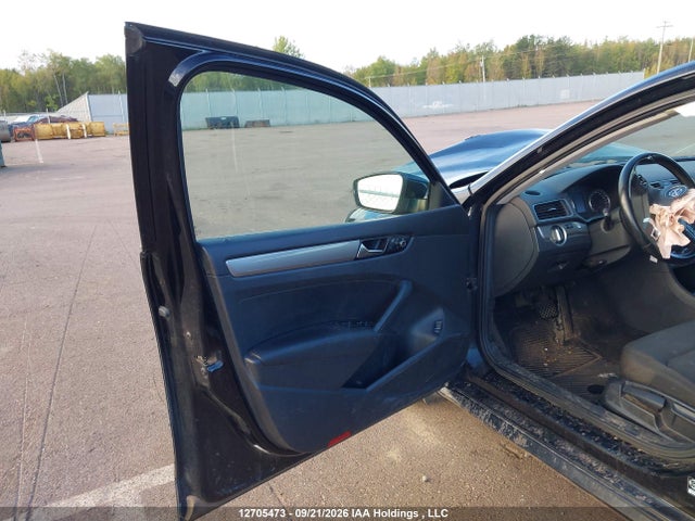2014 Volkswagen Passat 1.8 Tsi Trendline მანქანა იყიდება აუქციონზე, vin: 1VWAS7A33EC114173, აუქციონის ნომერი: 12705473