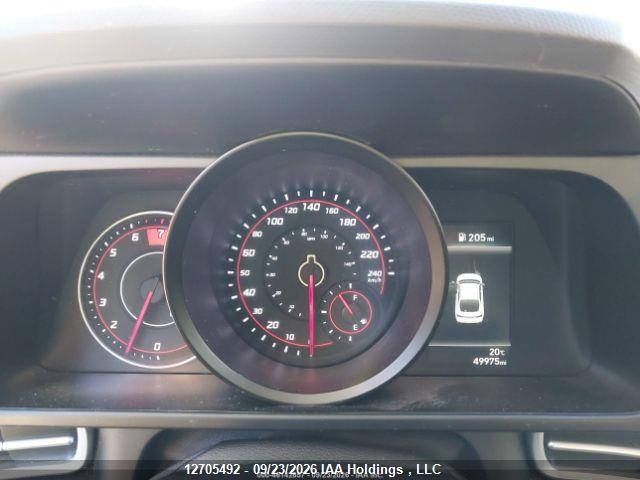 2022 Hyundai Elantra Essential Manual მანქანა იყიდება აუქციონზე, vin: KMHLM4AG9NU298239, აუქციონის ნომერი: 12705492